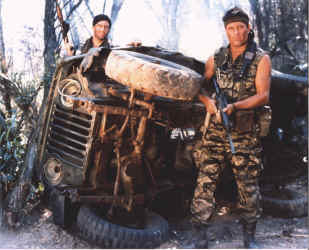 ANDERSON/GOLDMAN/OVERTURNEDJEEP.gif (959703 bytes)